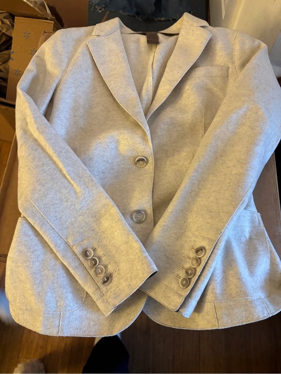 Eleventy Jackets & Blazers - Eleventy Italian wool Light tan Women's Blazer Jacket - Classic Tailored size 40